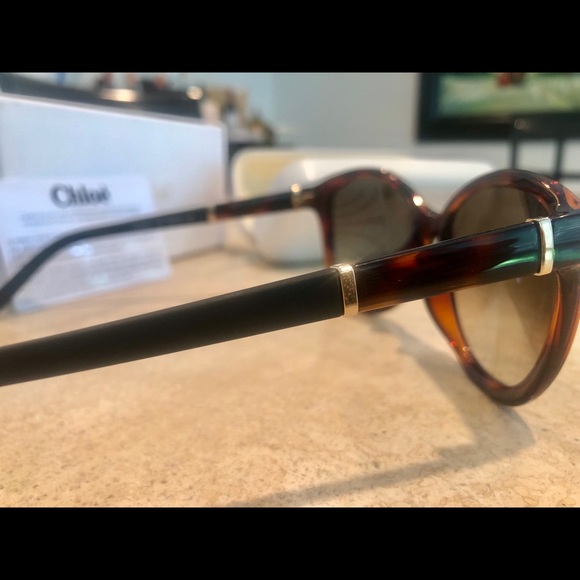 Chloe Tortoise Cat Eye Sunglasses - Picture 4 of 8